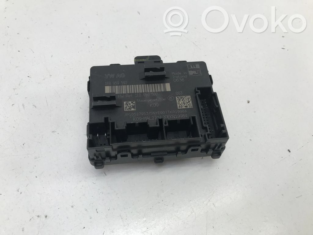 Skoda Enyaq iV Door control unit/module 