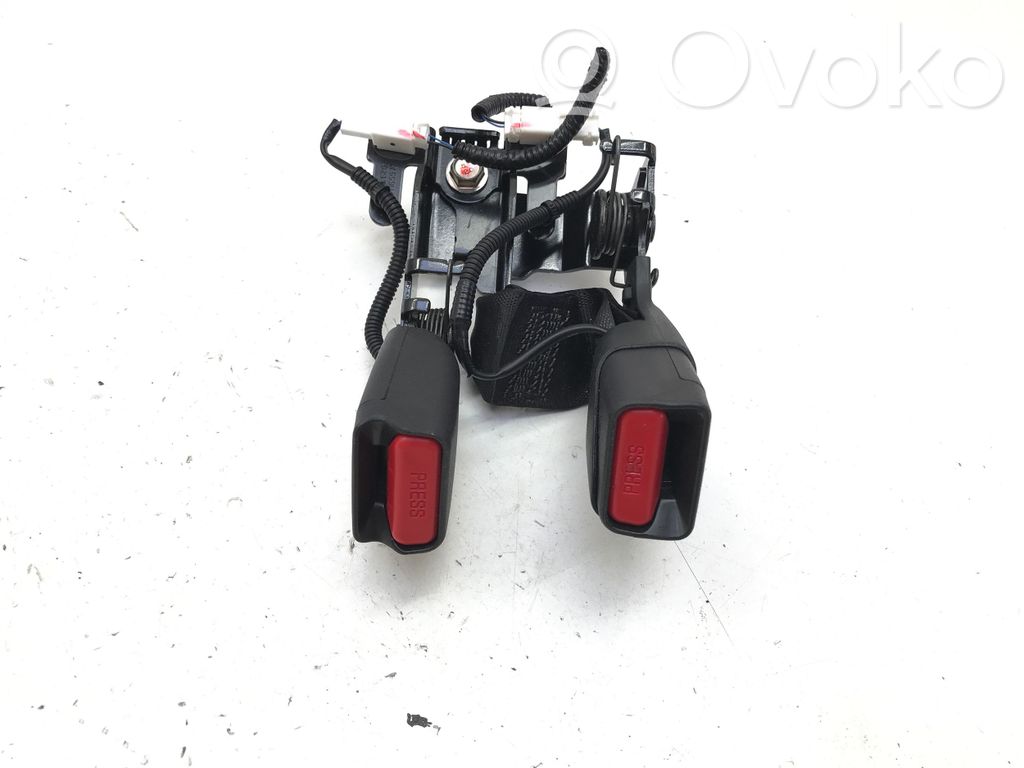 Honda ZR-V Rear seatbelt buckle 