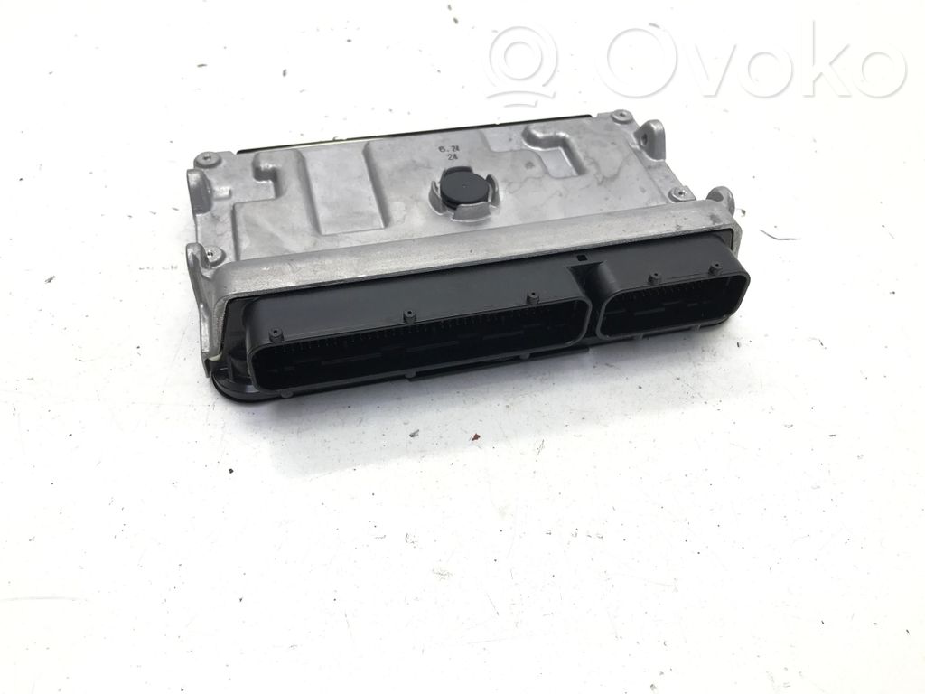 Lexus LBX Unidad de control/módulo ECU del motor 