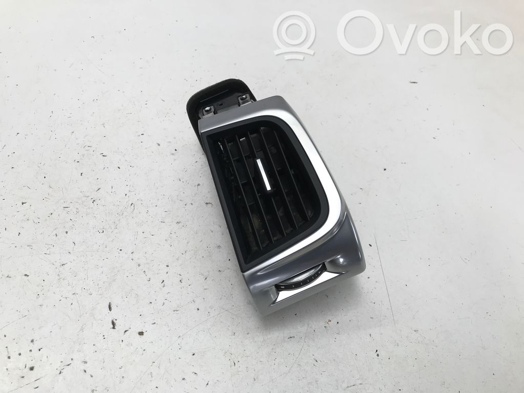 Jaguar E-Pace Loga gaisa režģis 