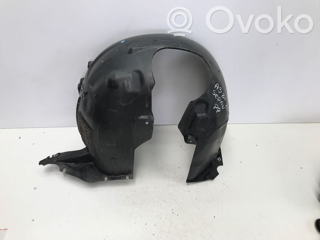 Audi A3 8Y Pare-boue passage de roue avant 