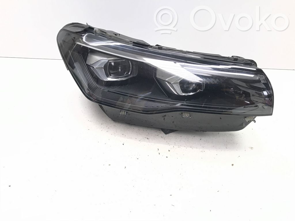 Volkswagen Tiguan Lampa przednia 