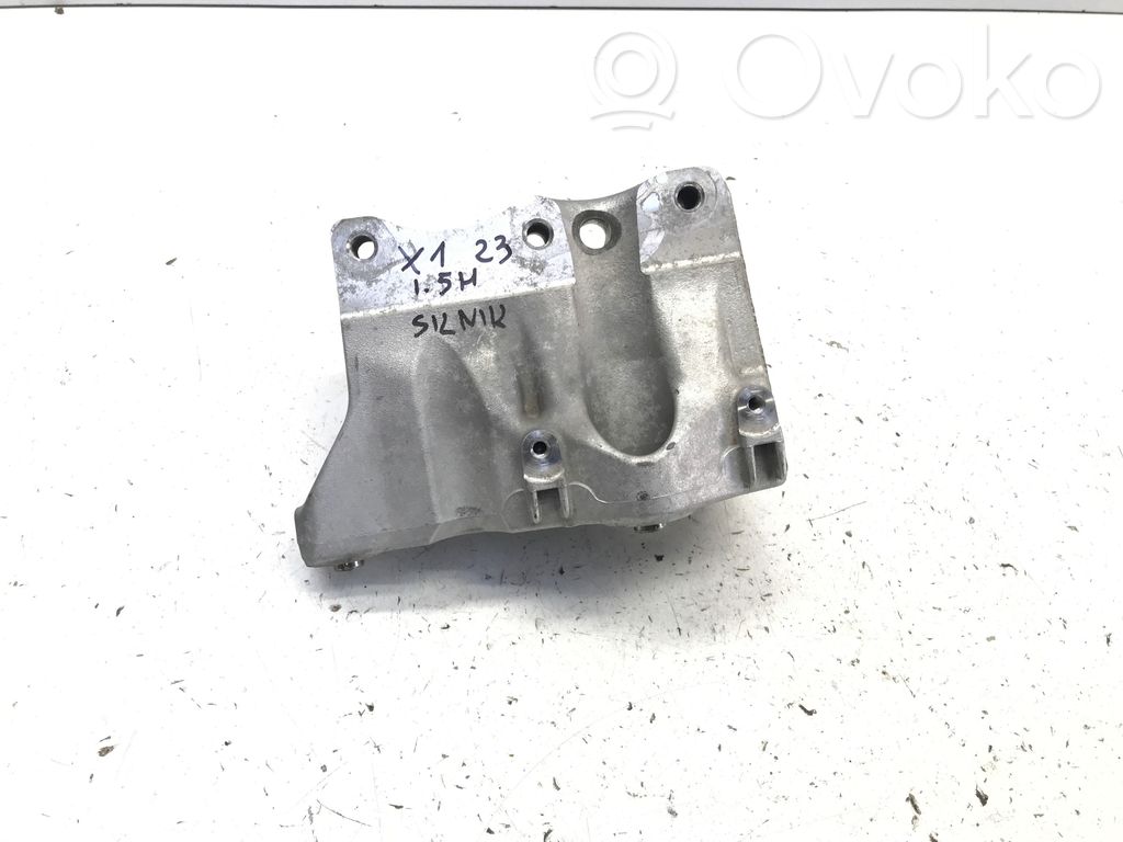 BMW X1 U11 Engine mount bracket 