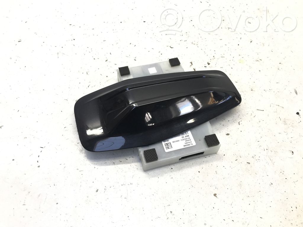 BMW X1 U11 Aerial GPS antenna 
