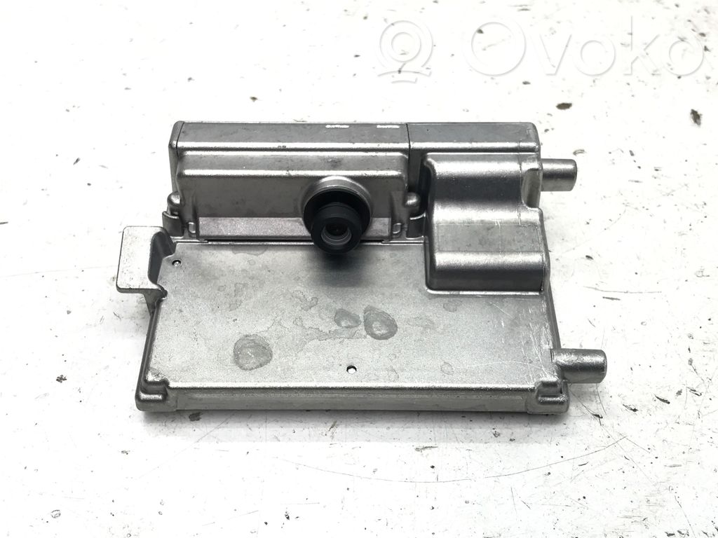 Audi Q4 e-tron Windshield/windscreen camera 