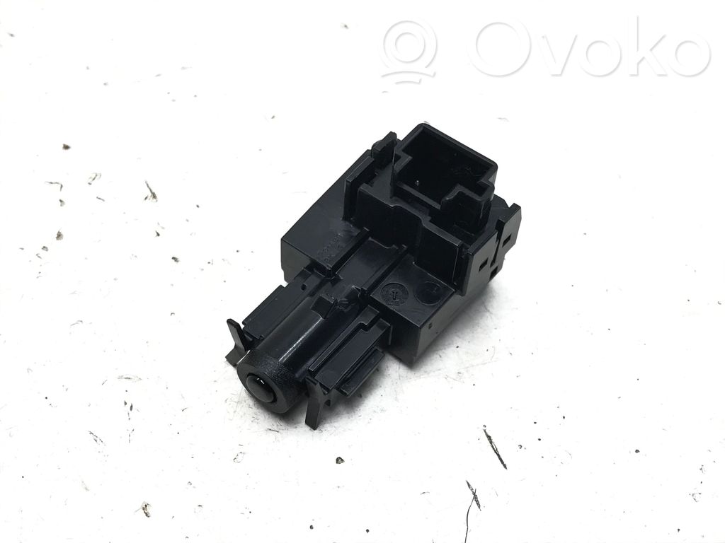 Interior temperature sensor   5WA907527A