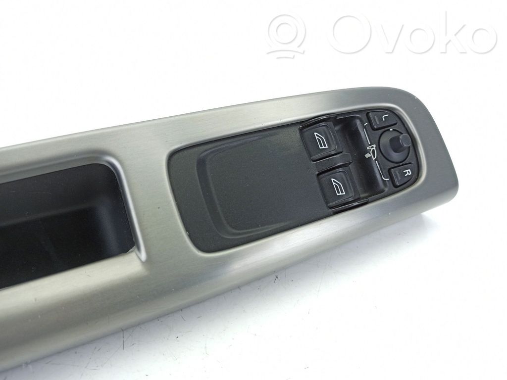 Electric window control switch   30773209