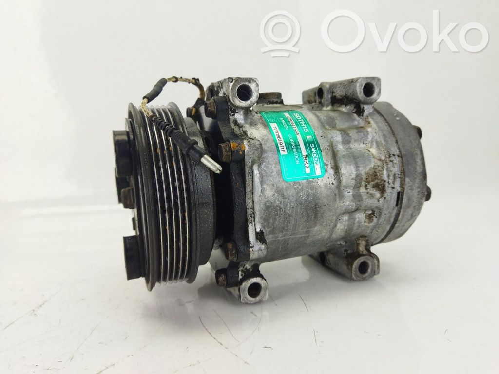 Renault Laguna I Ilmastointilaitteen kompressorin pumppu (A/C) 