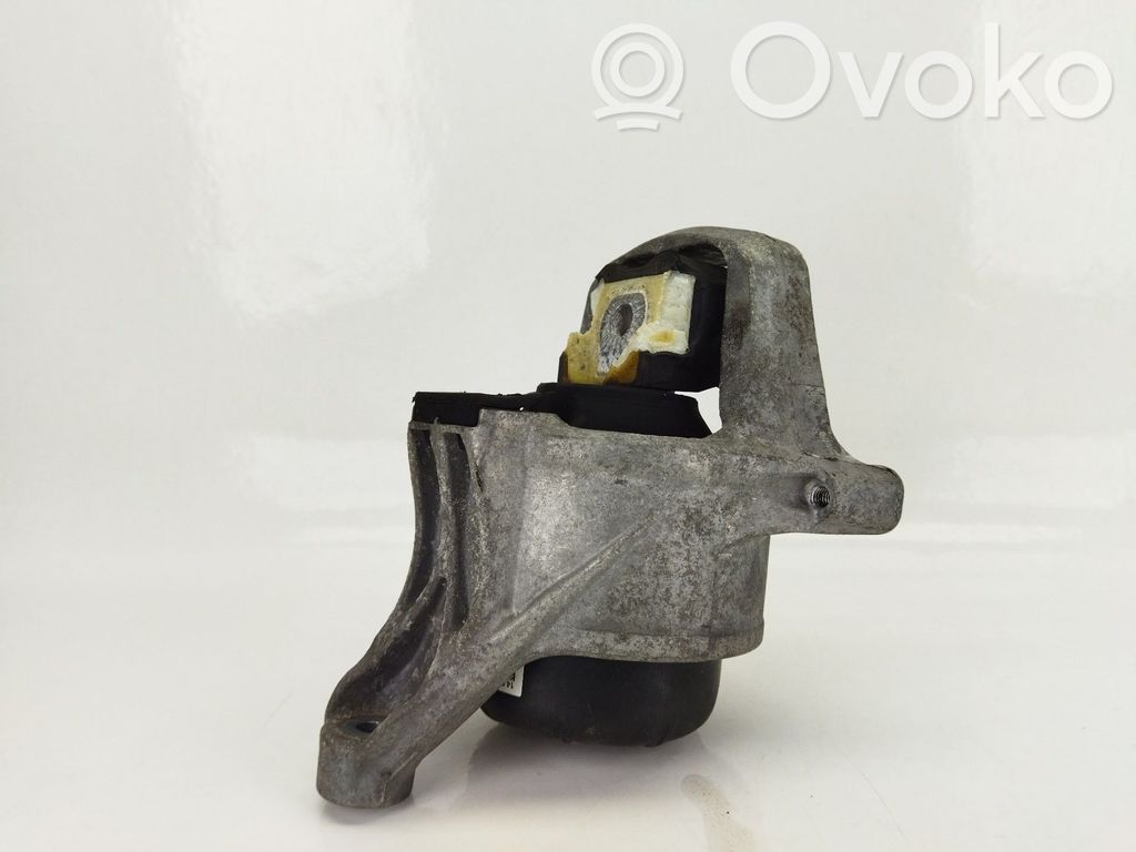 Audi A4 S4 B9 8W Engine mount bracket 