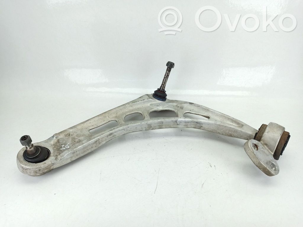 Brazo de suspensión delantero   2536701