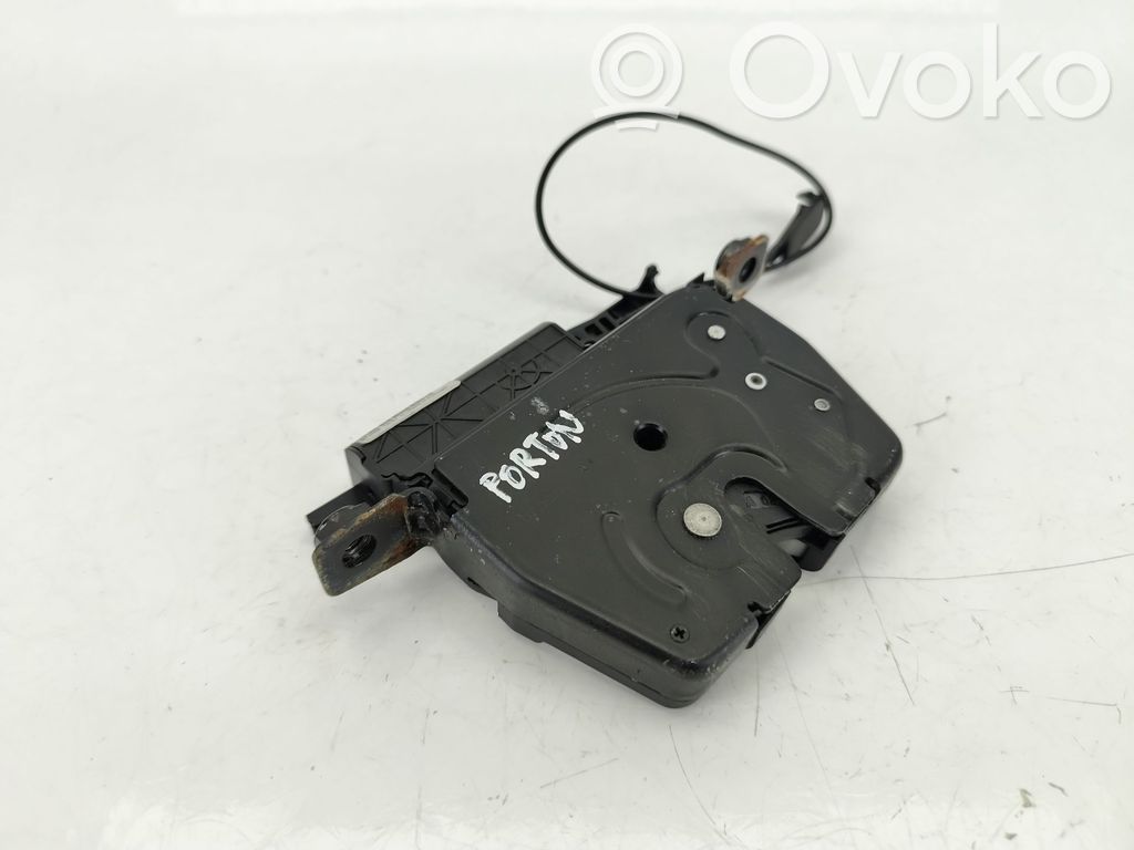 Tailgate lock latch   51247200511