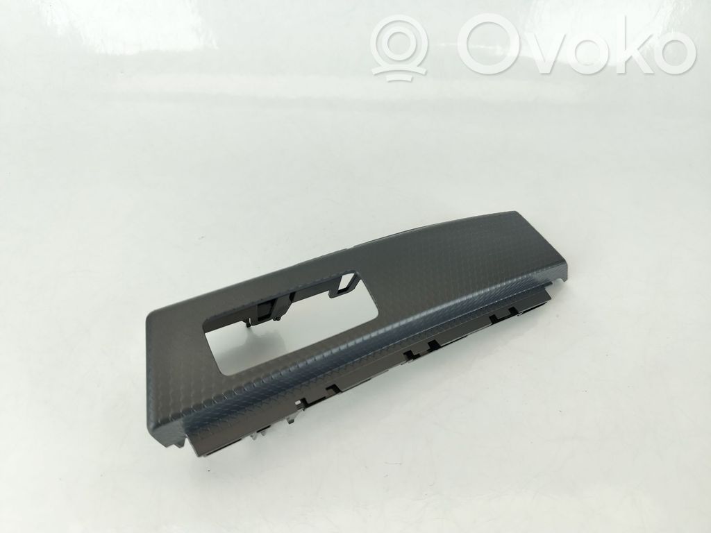 Audi A1 Bottom trim 