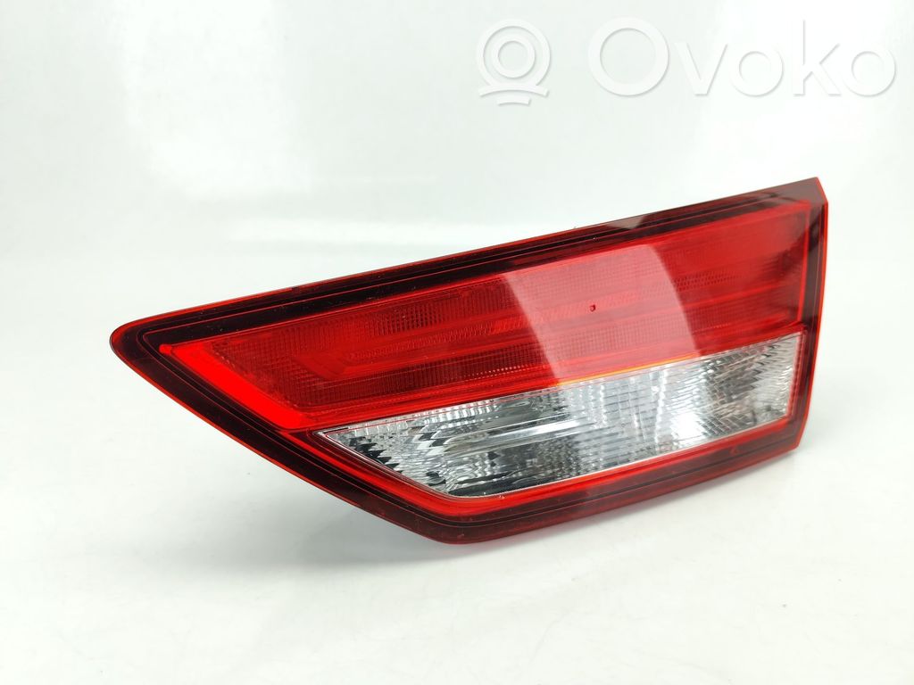 Seat Leon (5F) Takaluukun takavalot 