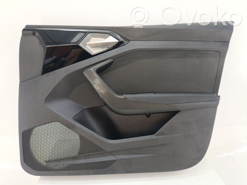 Audi A1 Front door card panel trim 