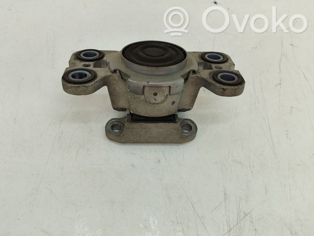 Land Rover Range Rover Sport L320 Engine mount bracket 