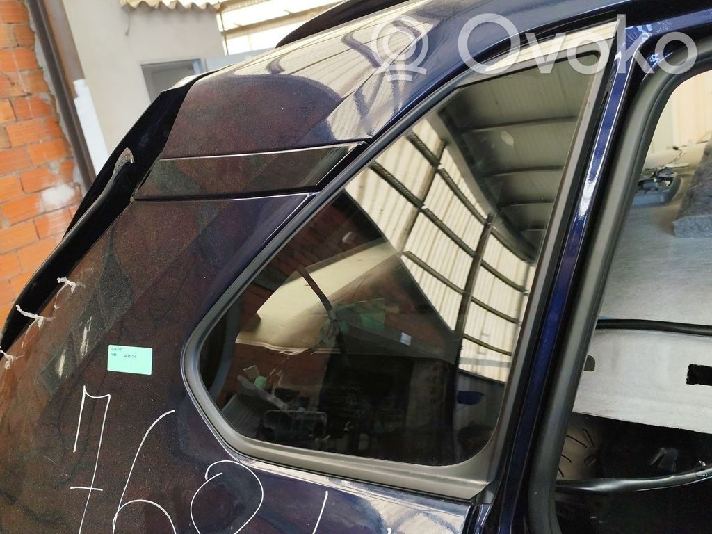 Toyota RAV 4 (XA50) Szyba karoseryjna tylna 