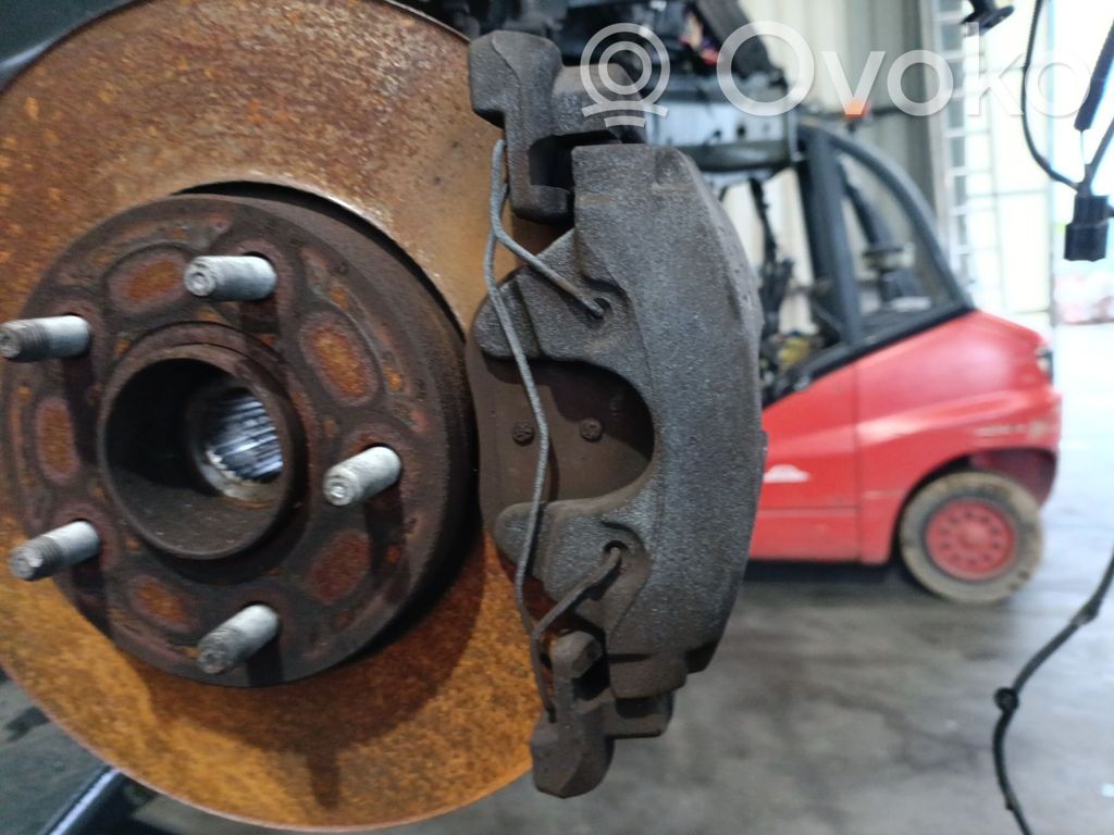 Ford Focus Передний суппорт 