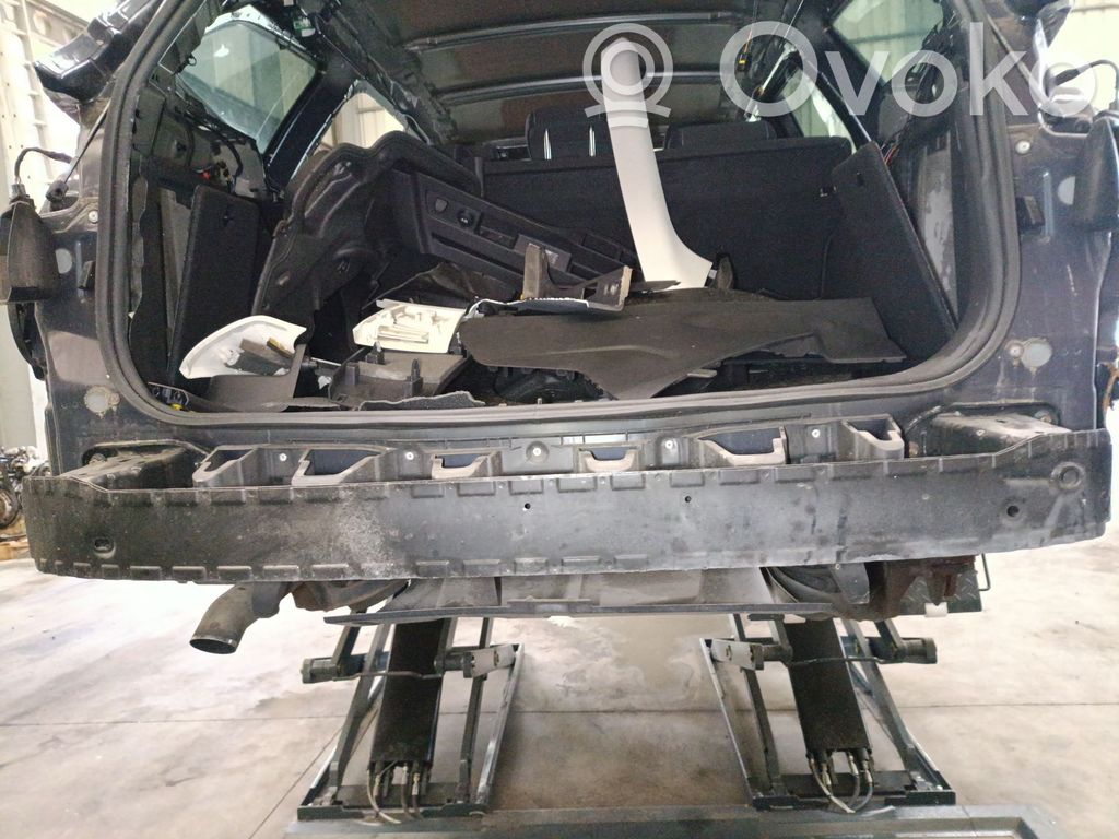Ford Focus Priekšpusē bampera turētājs 
