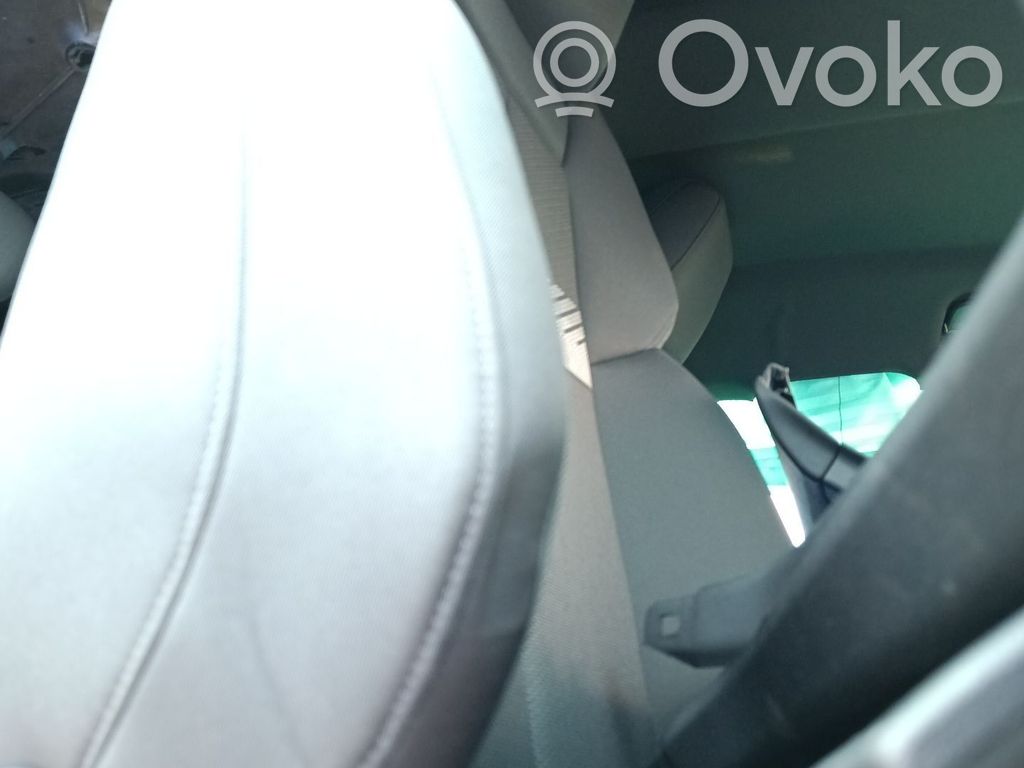 Audi A3 8Y Fotel przedni pasażera 