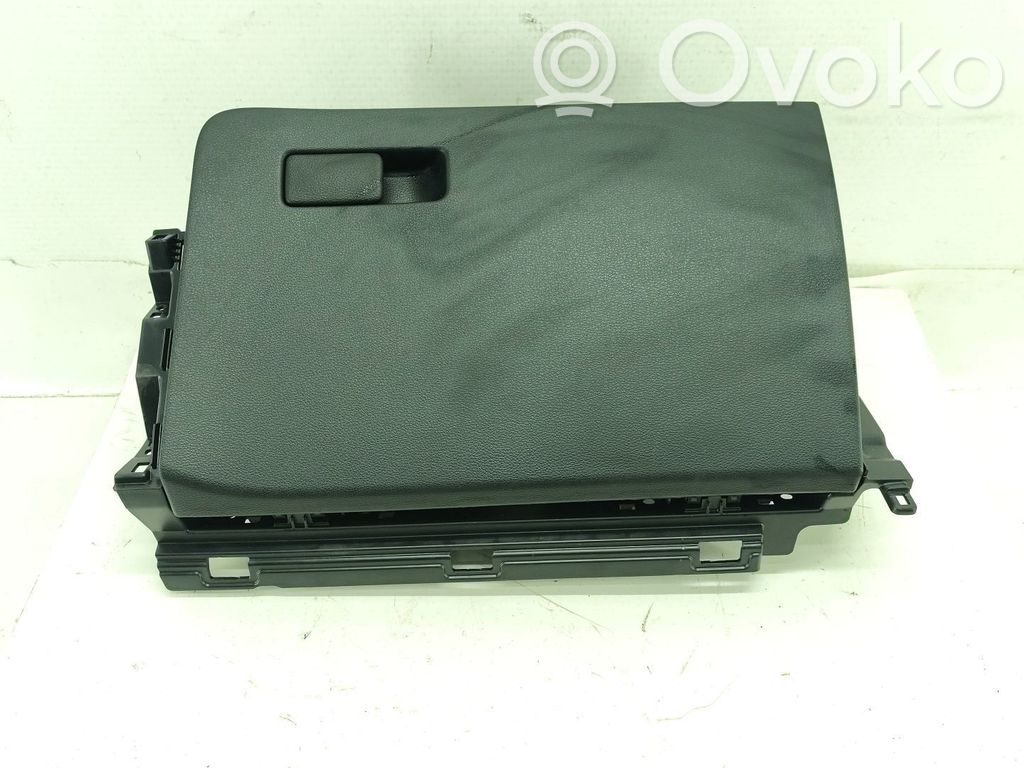 Guantera   84510J7000