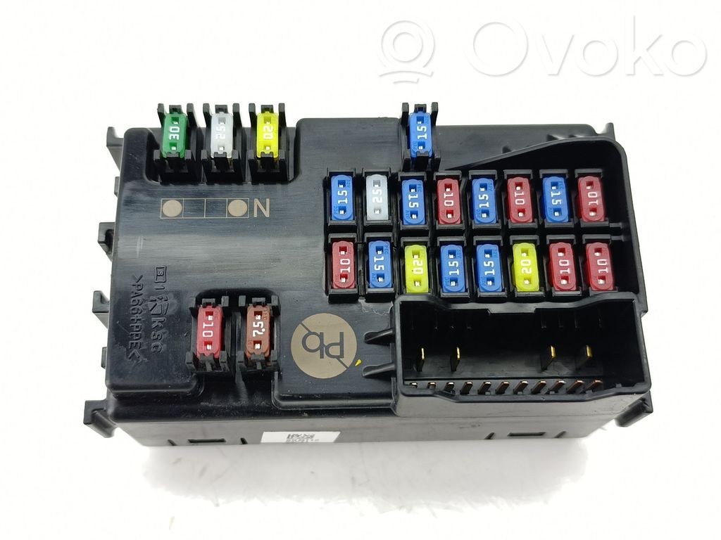 KIA Xceed Unidad de control del BSM 