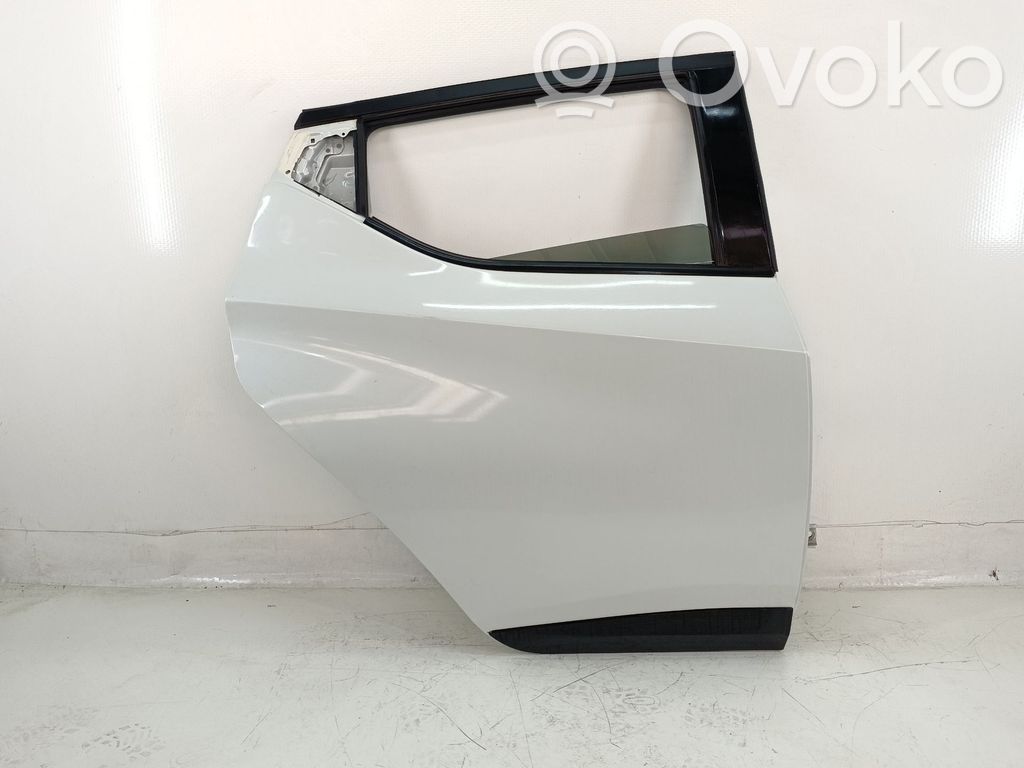Nissan Micra C+C Puerta trasera 