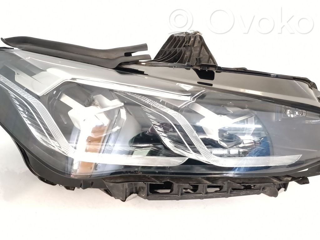 BMW 2 F46 Scheinwerfer 