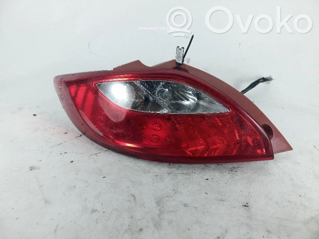 Mazda 2 Takavalot 