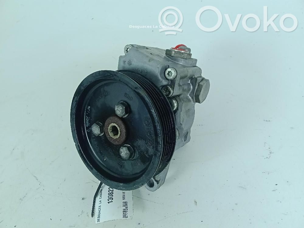 Power steering pump   677936203