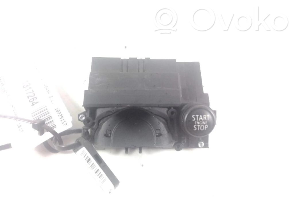 Other control units/modules   929933206
