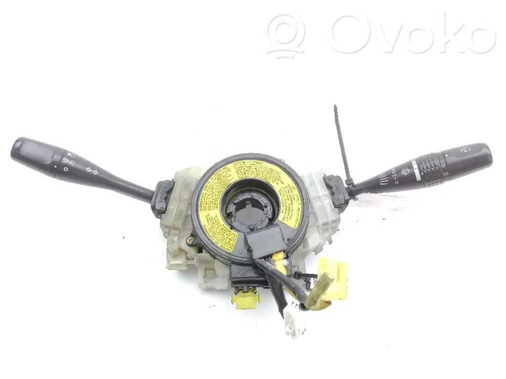 Mitsubishi Montero Interruptor de luz 