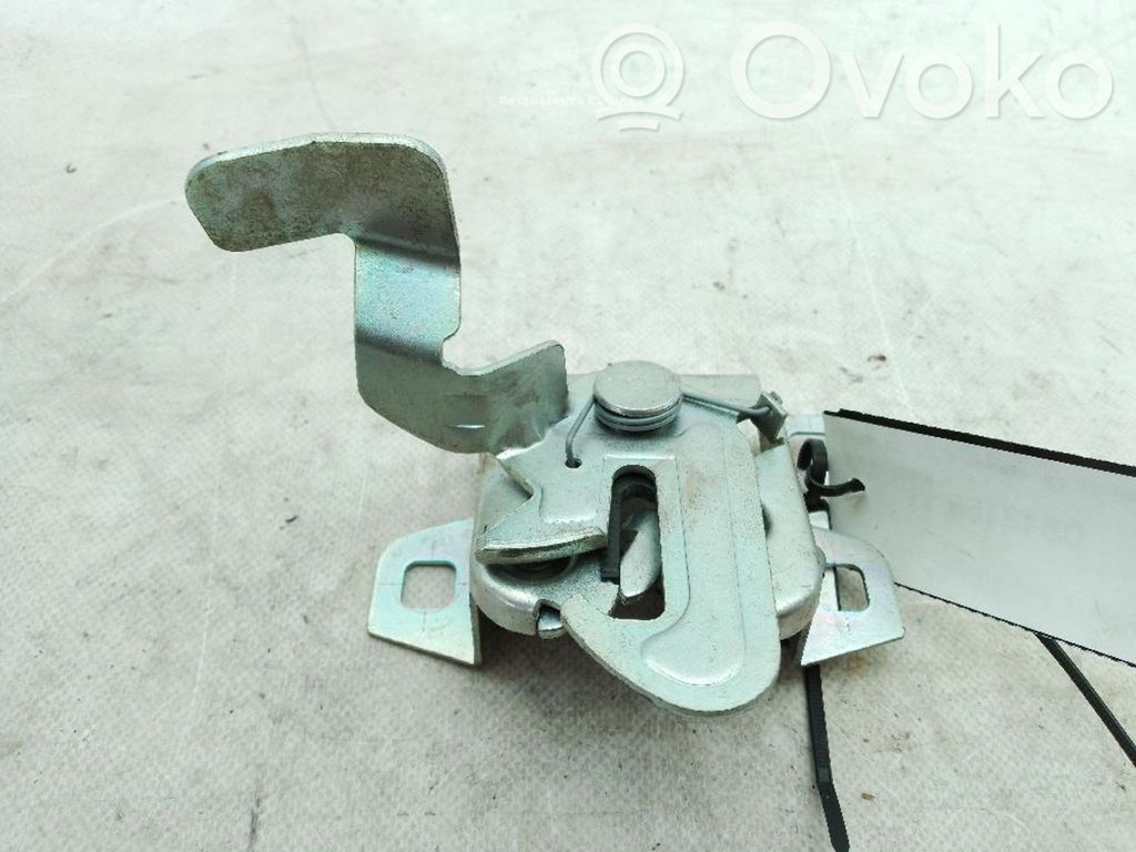 Tie down hook / loop   1613180380