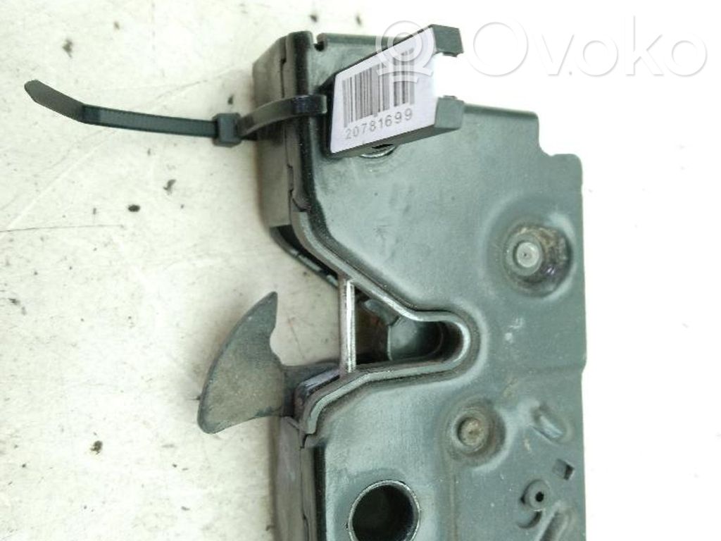 Seat Leon (5F) Tie down hook / loop 