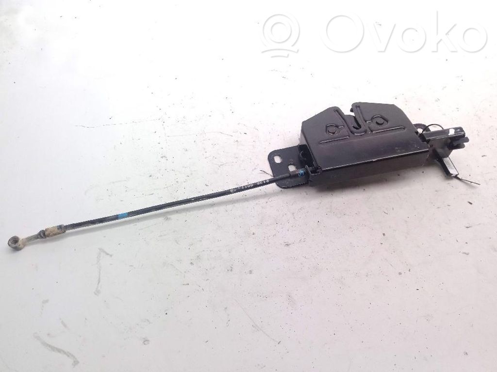 KIA Sportage Tie down hook / loop 