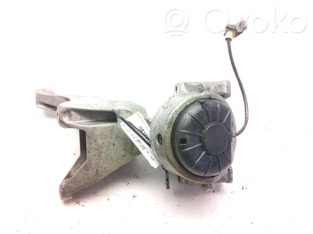Audi A6 S6 C7 4G Engine mount bracket 