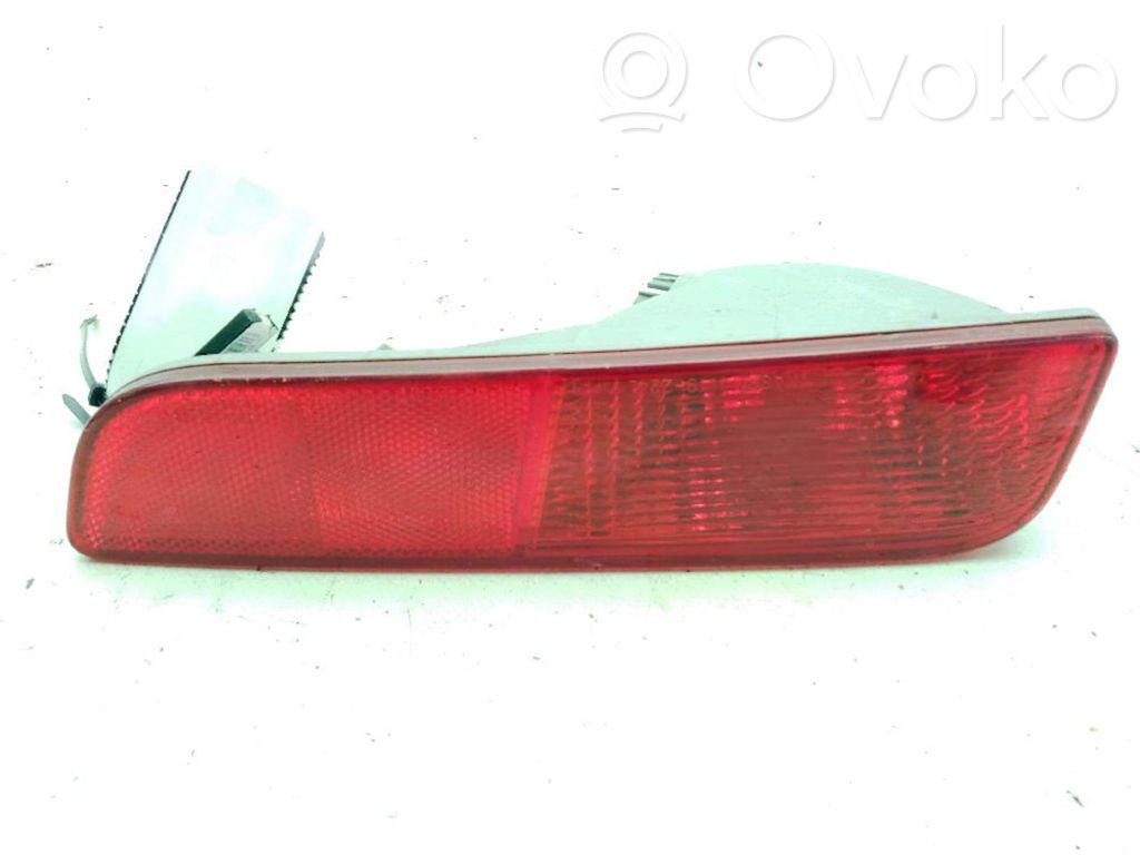 Mitsubishi Outlander Lampă spate în capacul portbagajului 