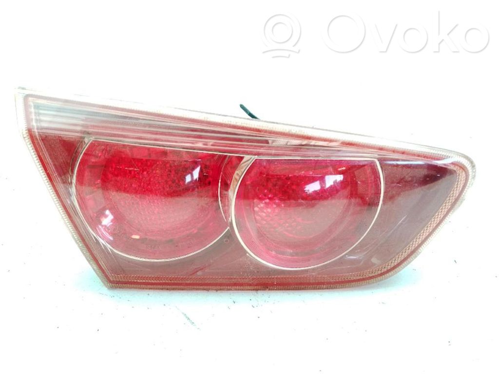 Mitsubishi Lancer VIII Takaluukun takavalot 