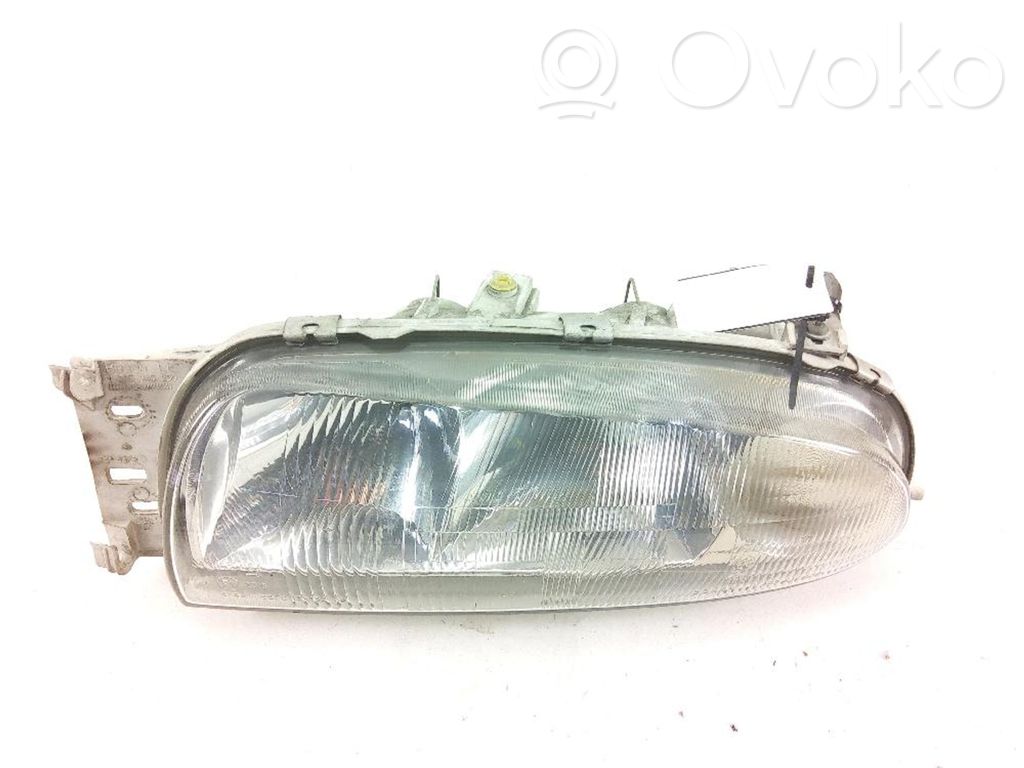 Ford Fiesta Headlight/headlamp 