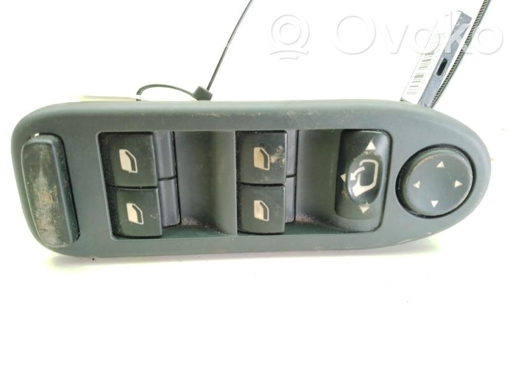 Citroen C5 Electric window control switch 