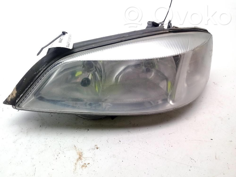 Opel Astra G Lampa przednia 
