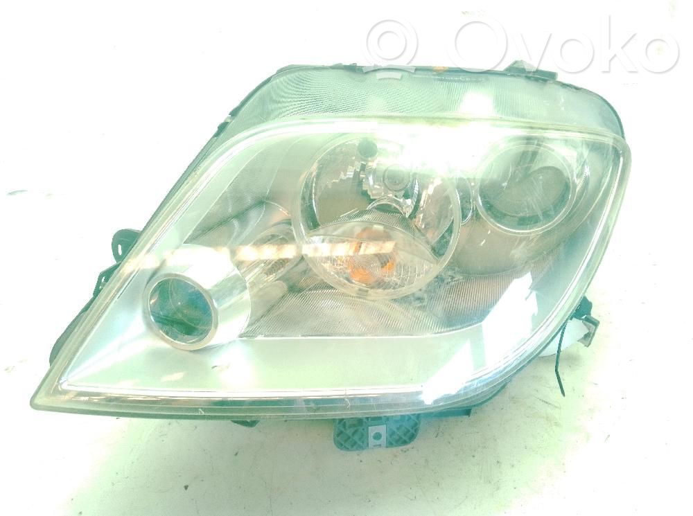 Phare frontale   89006365