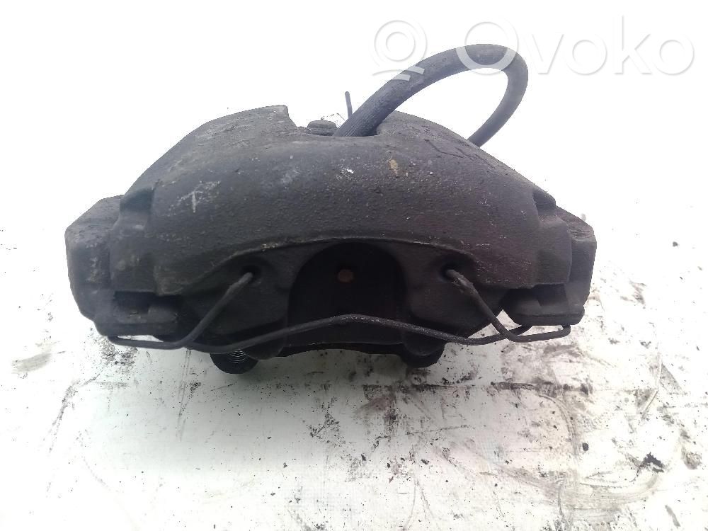 Caliper de freno delantero