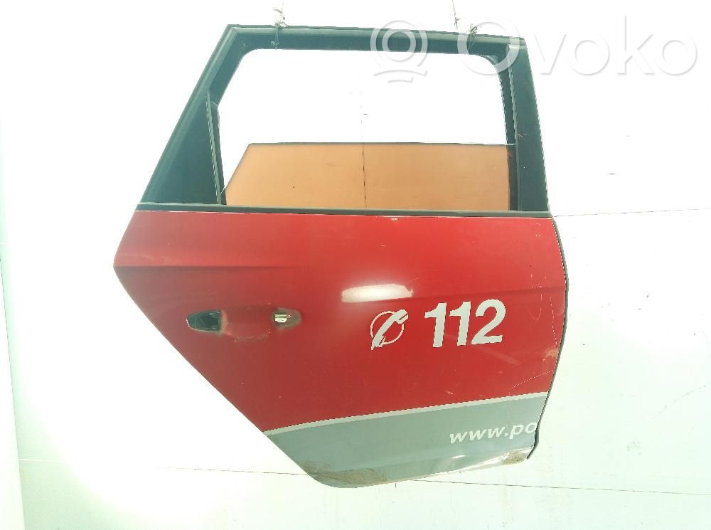 Puerta trasera   5F9833056