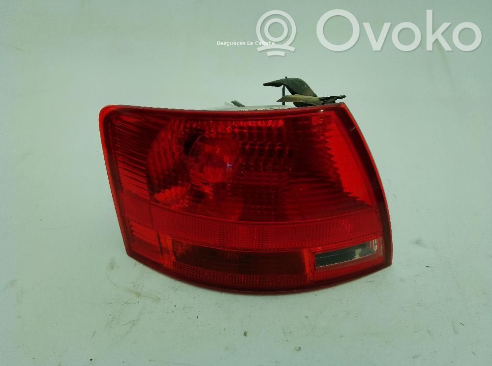 Luz trasera/de freno   8E9945095E