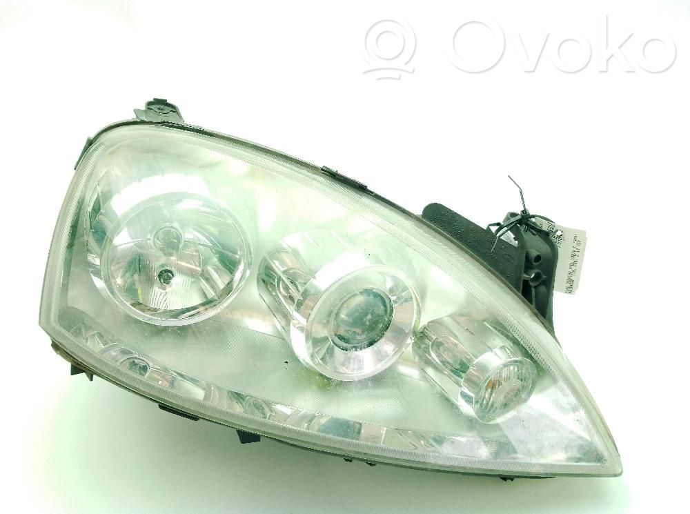 Opel Corsa C Priekinis žibintas 