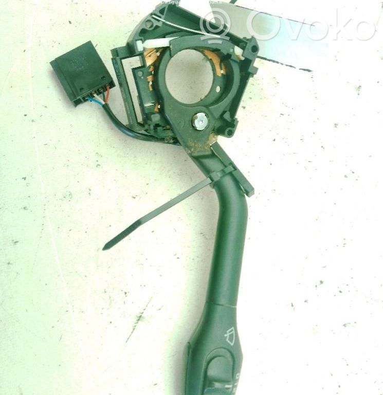 Volkswagen Golf III Interruptor de luz 
