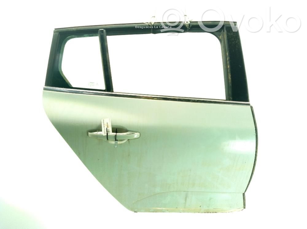 Puerta trasera   821006310R