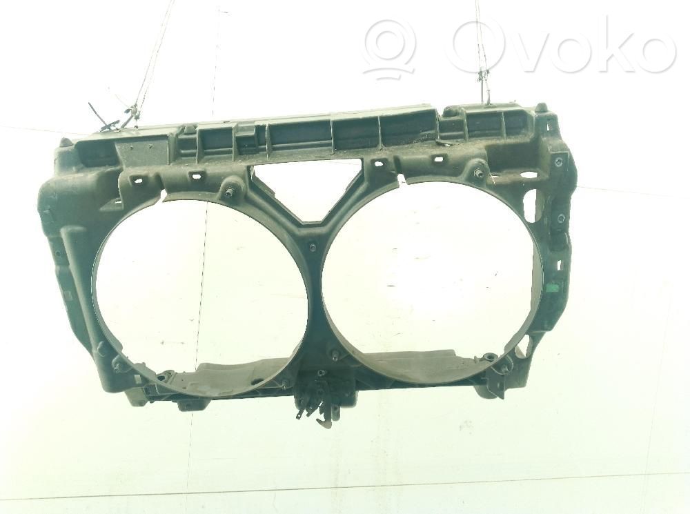 Radiatoru panelis   7104X6