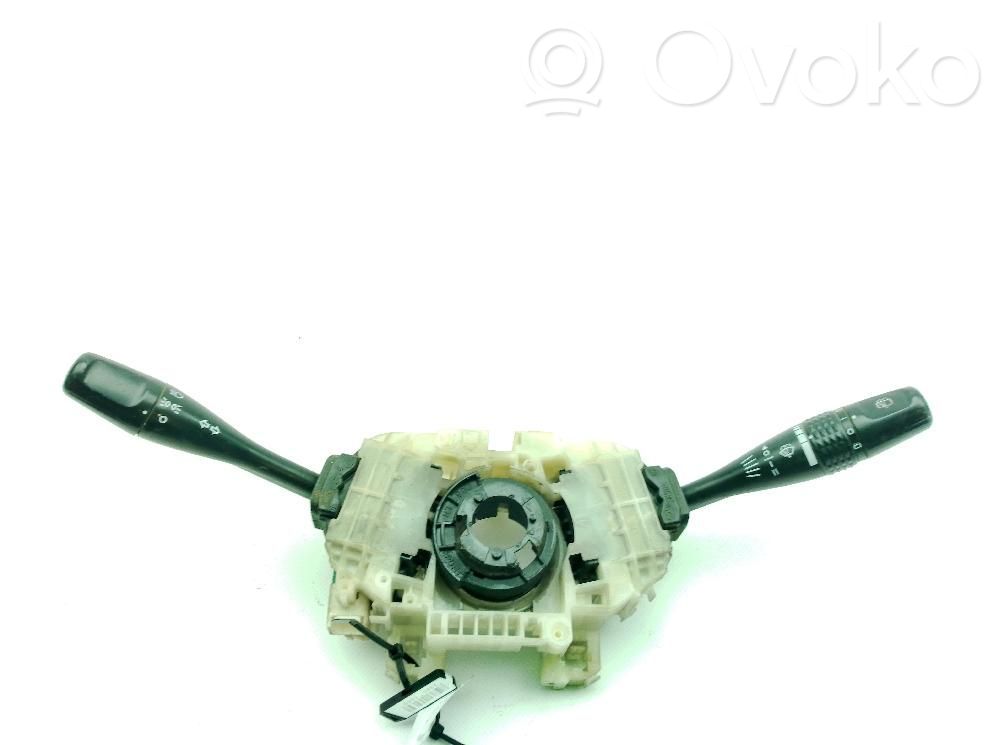 Mitsubishi Montero Interruptor de luz 
