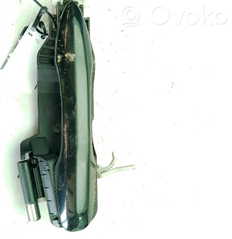 Manecilla interna puerta trasera   6921102934